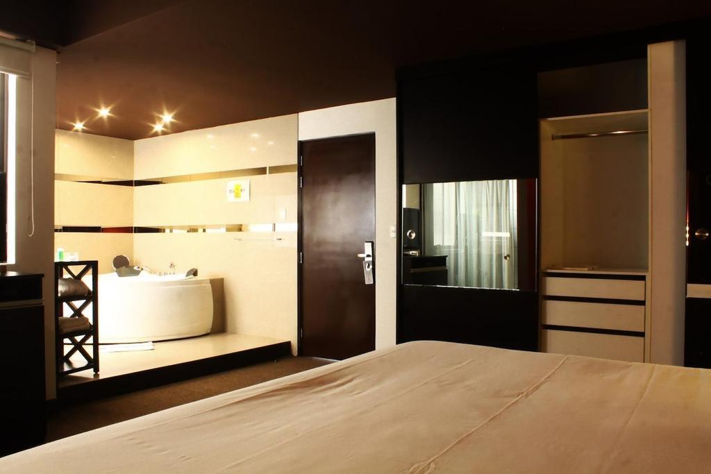 Hotel Ginebra Lima Ngoại thất bức ảnh