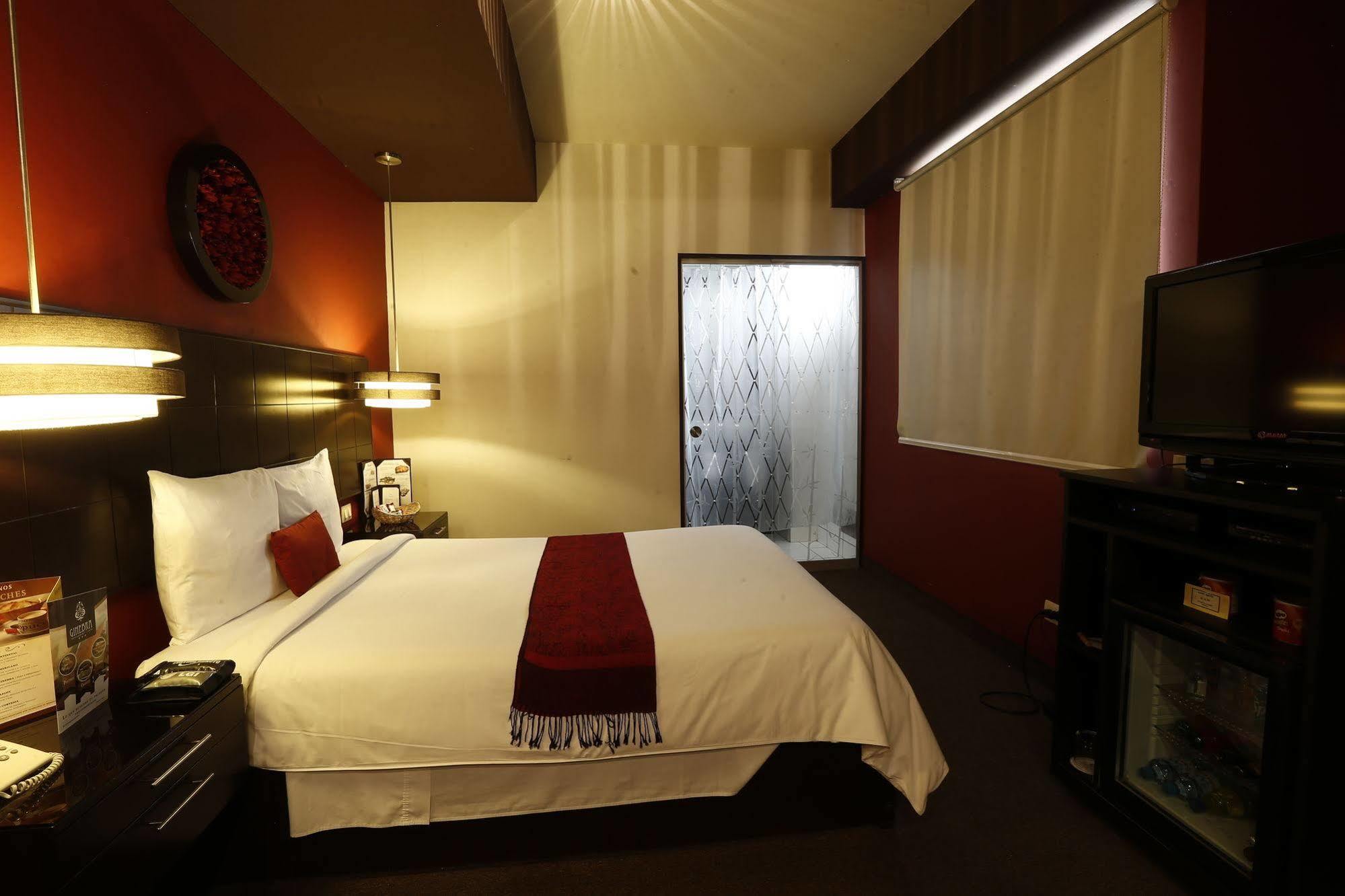 Hotel Ginebra Lima Ngoại thất bức ảnh